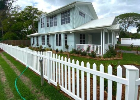 Elizabeth scalloped picket fence gallery around a Queensland home by Queensland Fencing Specialists